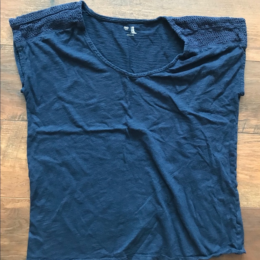 Navy top